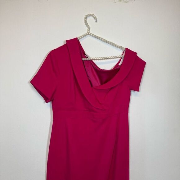 Emilia George 💚 - Picture 12 of 15